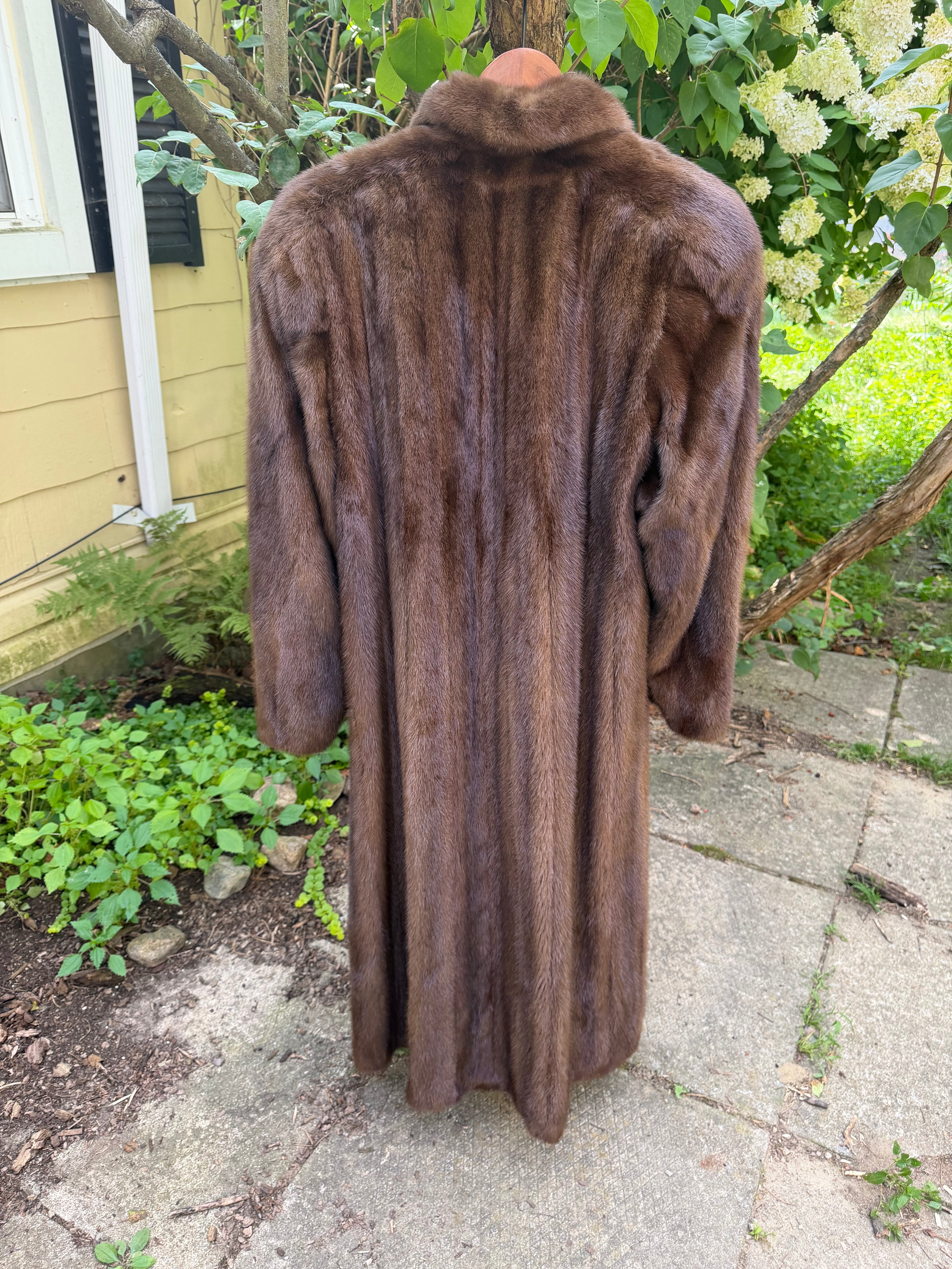 Vintage Brown Classic Mink Coat