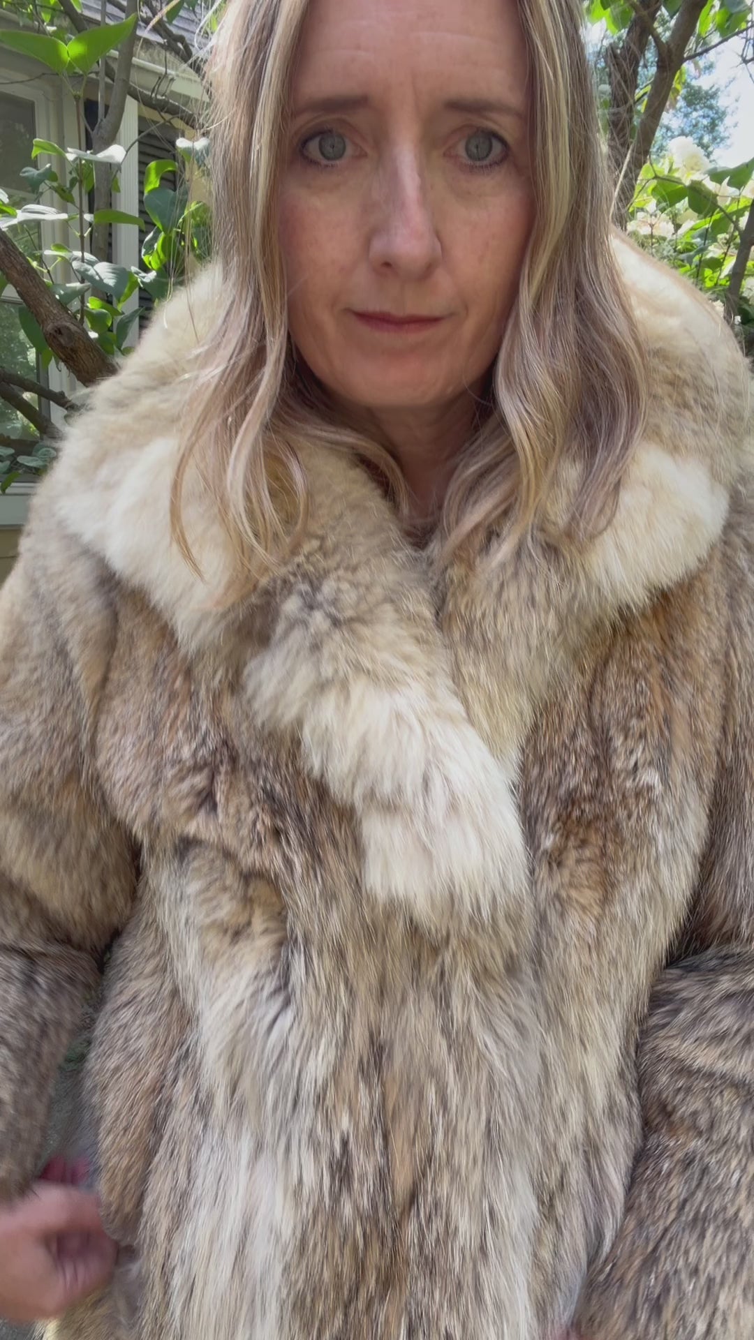 Silver-Beige Coyote Fur Coat
